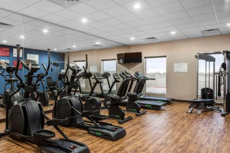 Comfort Suites - University - 24
