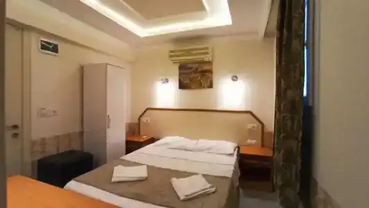 Ideal Pension - 38