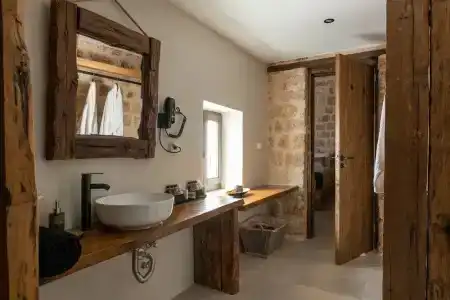 Ancient Knights Luxury Suites - 39