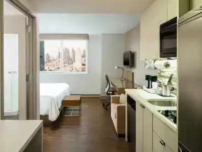 Element Times Square West - 58