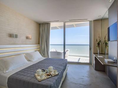 Waldorf- Premier Resort - 5