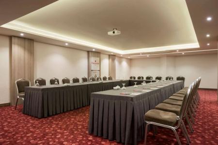 Ramada Mersin - 12