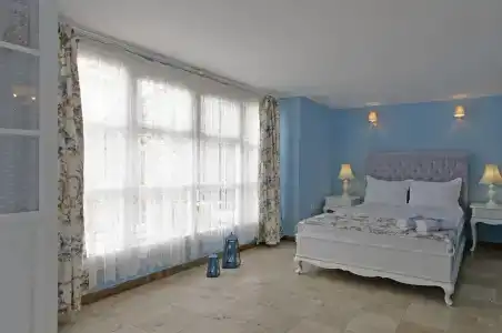 AlaÇAti Roka TaŞ Butİk - 31