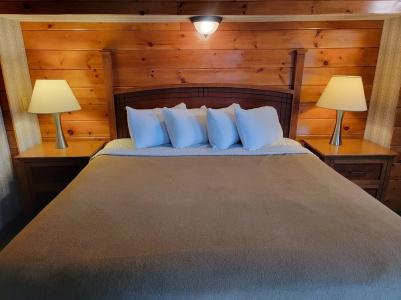 Lake Crest Inn - 68