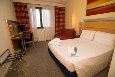 Best Western Palace Inn - 47