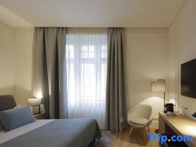 Boho Prague - Small Luxurys - 33