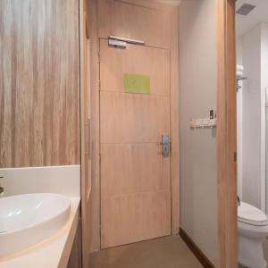 iCheck Inn Silom - 28