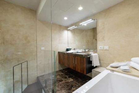 Donati Luxury Tower Suites - 258