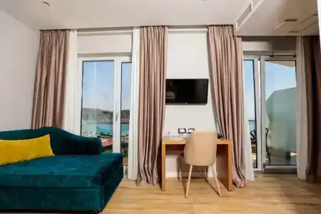 Sea View - 18