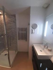 Mercure Paris Arc de Triomphe Wagram - 44