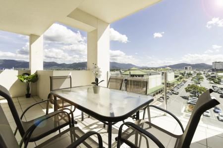 Cairns City - 117