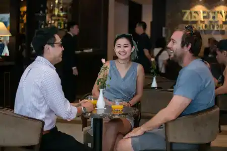 Zephyr Suites Boutique - 13