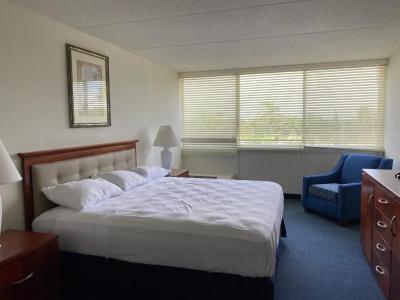 Miami Gardens Inn & Suites - 85