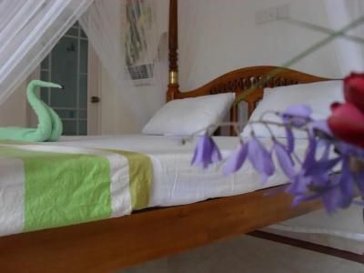 Castle Bay Resort - 3