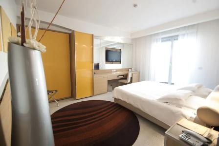 Waldorf- Premier Resort - 104