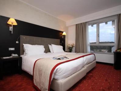 Golden Tulip El Mechtel - 81