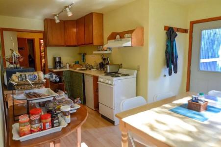 Sea Treasures Inn - 13
