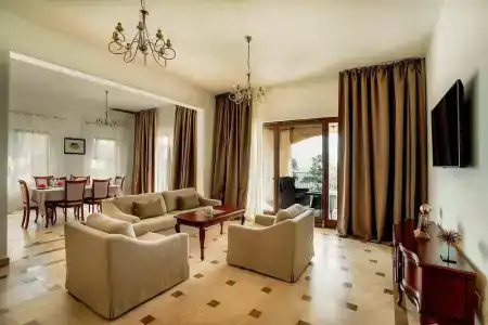 Oak Leaf Residences - 2