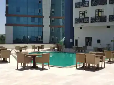Plaza - 25