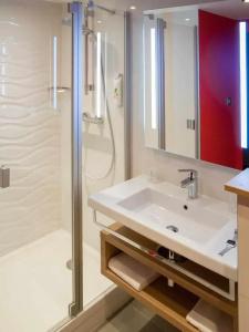 ibis Styles Saint Malo Port - 46