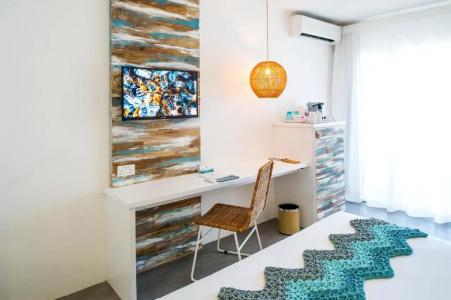 Seapoint Boutique - 81