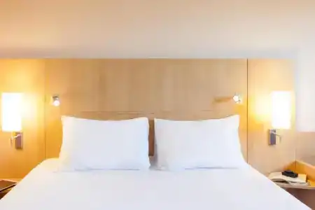 Ibis Oviedo - 39