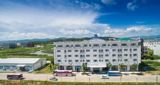 Halong Harbour - 3