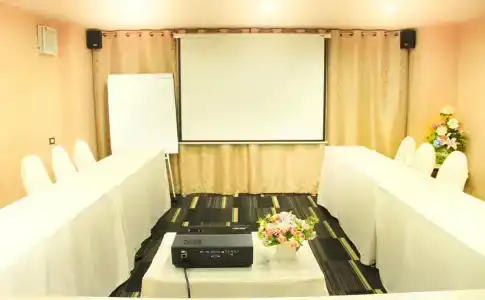 Yellow Ribbon Hills Boutique Suites - 12