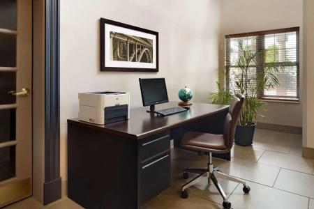 Country Inn & Suites by Radisson, East, KY - 6