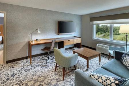 Four Points by Sheraton - 52