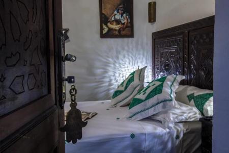Riad Salam - 25