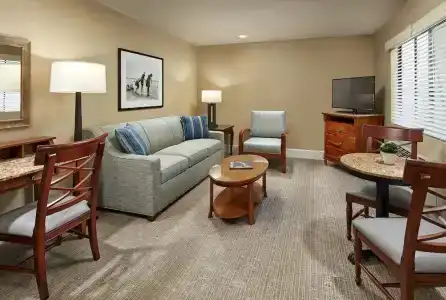 Glorietta Bay Inn - 84