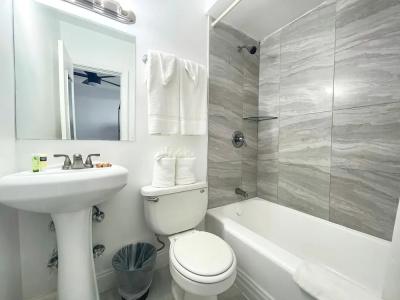 Hollywood Beachs - 131