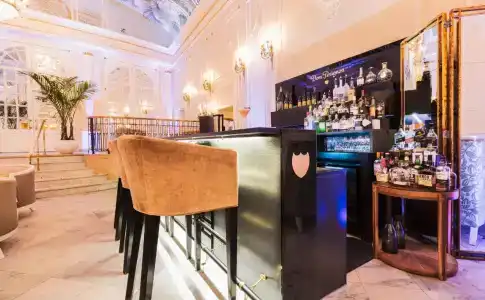 The Ritz-Carlton, - 17