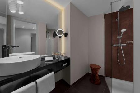 Wasserturm Cologne, Curio Collection by Hilton - 8