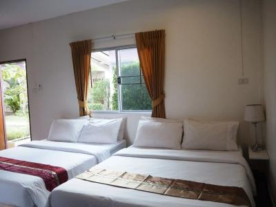 Canal Resort - 2