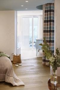 Eden Roc - The Leading Hotels of the World - 38