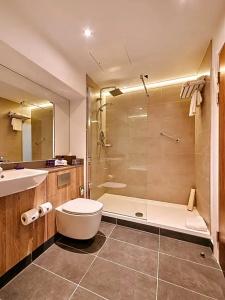 Park Regis Birmingham - 86