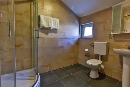 Villa Velzon Guesthouse - 20