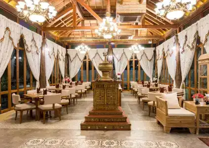 Nampiangdin Boutique - 12
