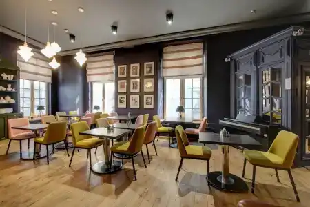 Boutique Kristofs - 18