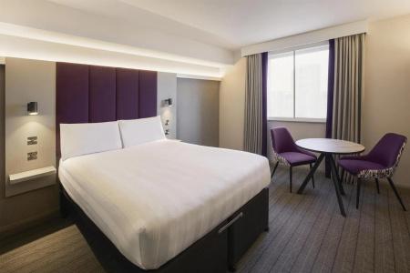 Premier Inn Hanger Lane - 31