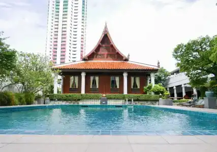 Indra Regent - 15