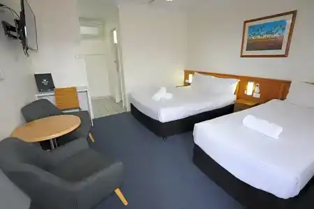 Reign Inn - 43