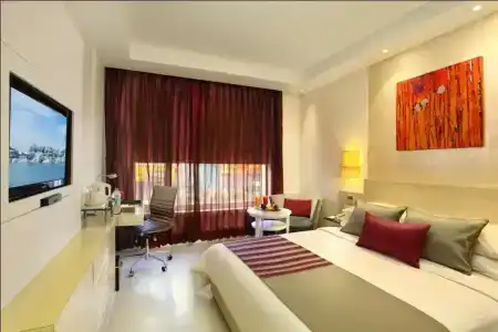 The Ashtan Sarovar Portico - 5