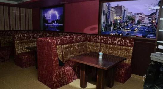 2x2 Cinema-Bar & Tours - 11
