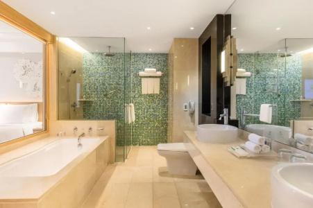 Holiday Inn Bangkok, An Ihg - 60