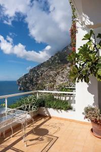 Eden Roc Suites - 107