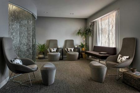 Newport Marriott - 41