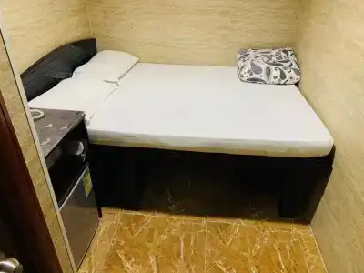 Sleep In - 84